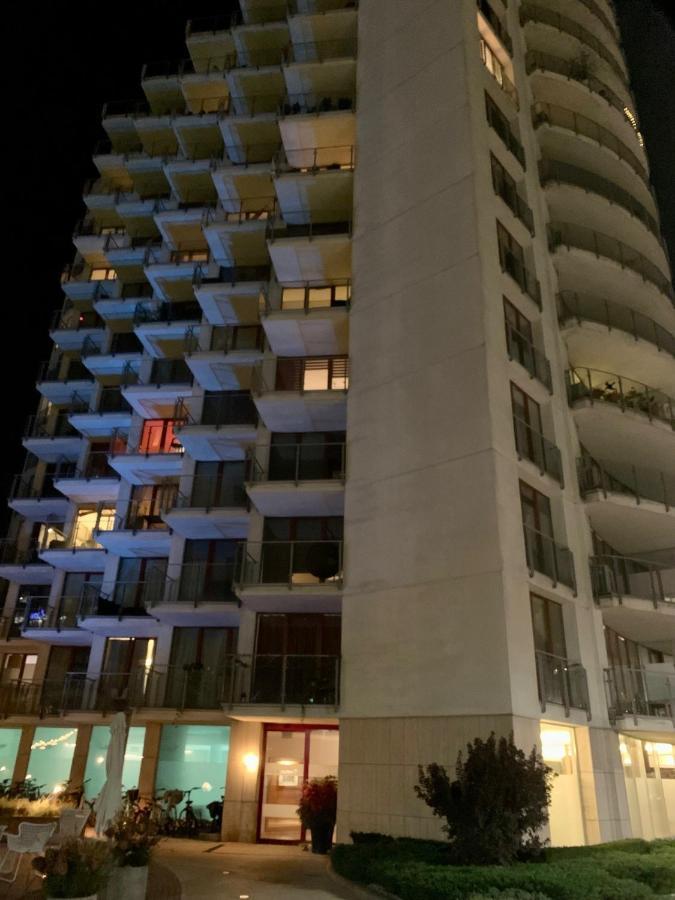 City View Wellness Apartment Swim&Steam&Relax Cracovia Exterior foto